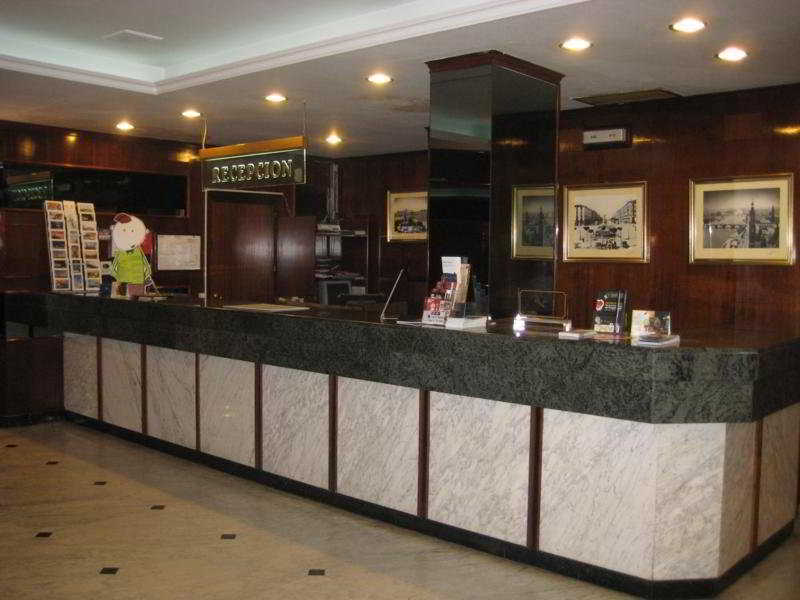 Hotel Zaragoza Royal Εσωτερικό φωτογραφία